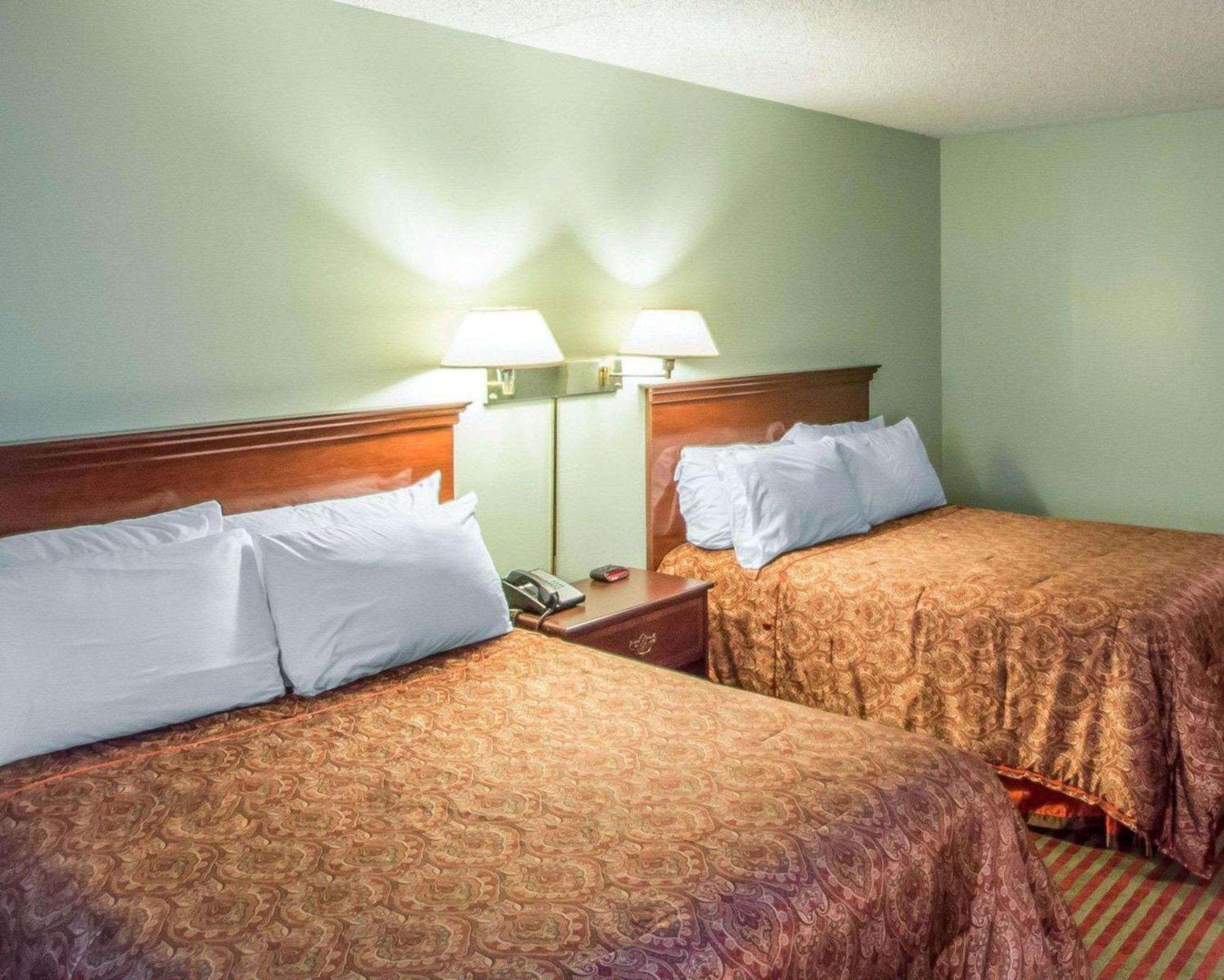 Lakeville 翠湖罗德威旅馆酒店 外观 照片